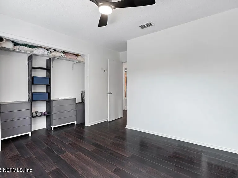 14352 Crystal Cove Dr S — Photo 26