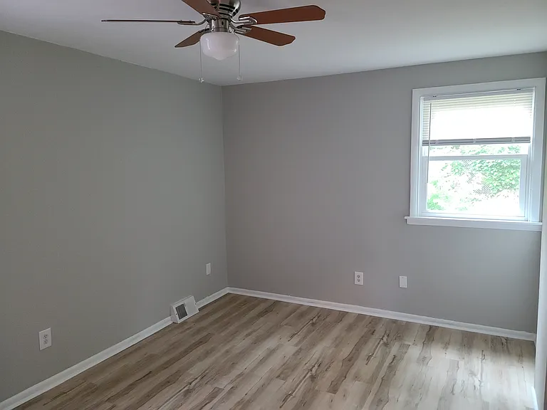 230 Erica St #1 — Photo 8