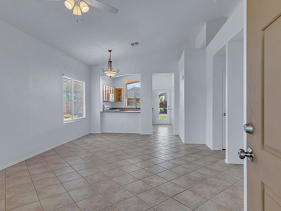 5th image of 40716 N Capital Ct