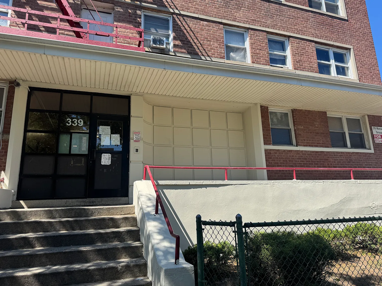339 West Broadway — Photo 4