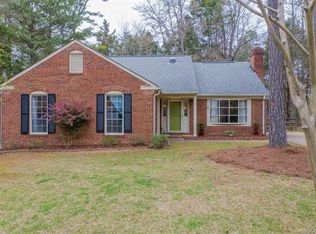 8905 Golf Ridge Dr, Charlotte, NC 28277