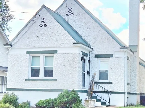 3303 Hemlock St, Parkersburg, WV 26104