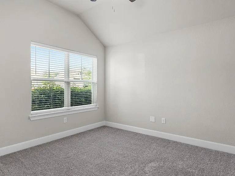557 Tobacco Pass — Photo 16