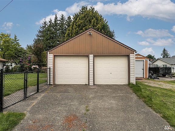 2nd image of 12256 77th Ave S