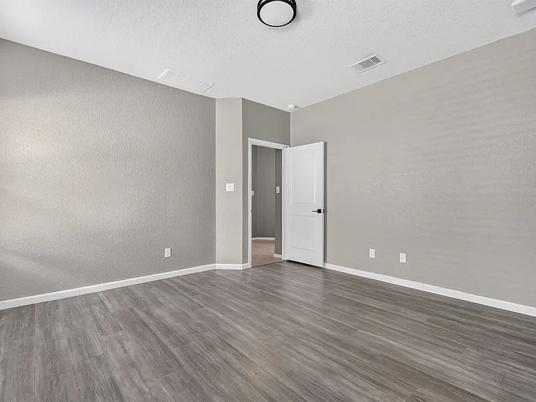 10331 Barbeque Bay — Photo 18