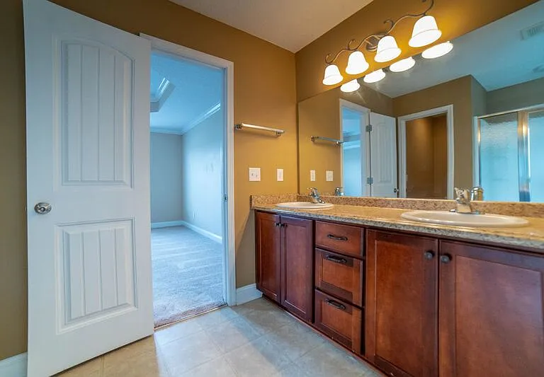 211 Augusta Way — Photo 24