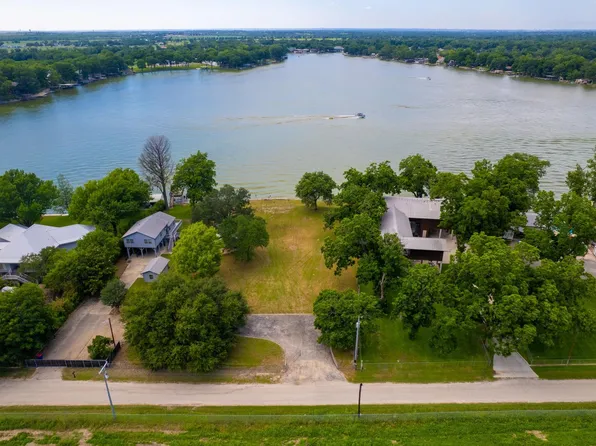 148 Isle Of View Dr, Mc Queeney, TX 78123