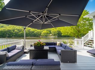 66 Lakeside Ave, Stockholm, NJ 07460