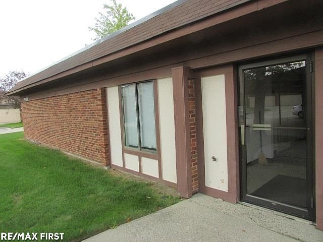 1st image of 29900 N Grand Oaks Dr