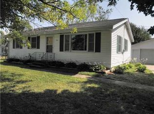 38 6th St N, Central City, IA 52214