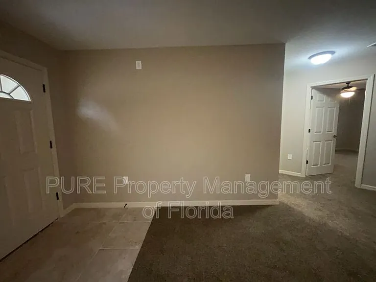 8819 SW 132nd Ln — Photo 5