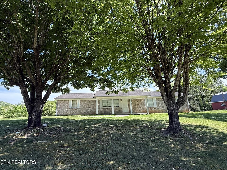 1st image of 3805 Hickory Valley Rd