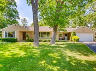 347 Woodland Ct, Palatine, IL