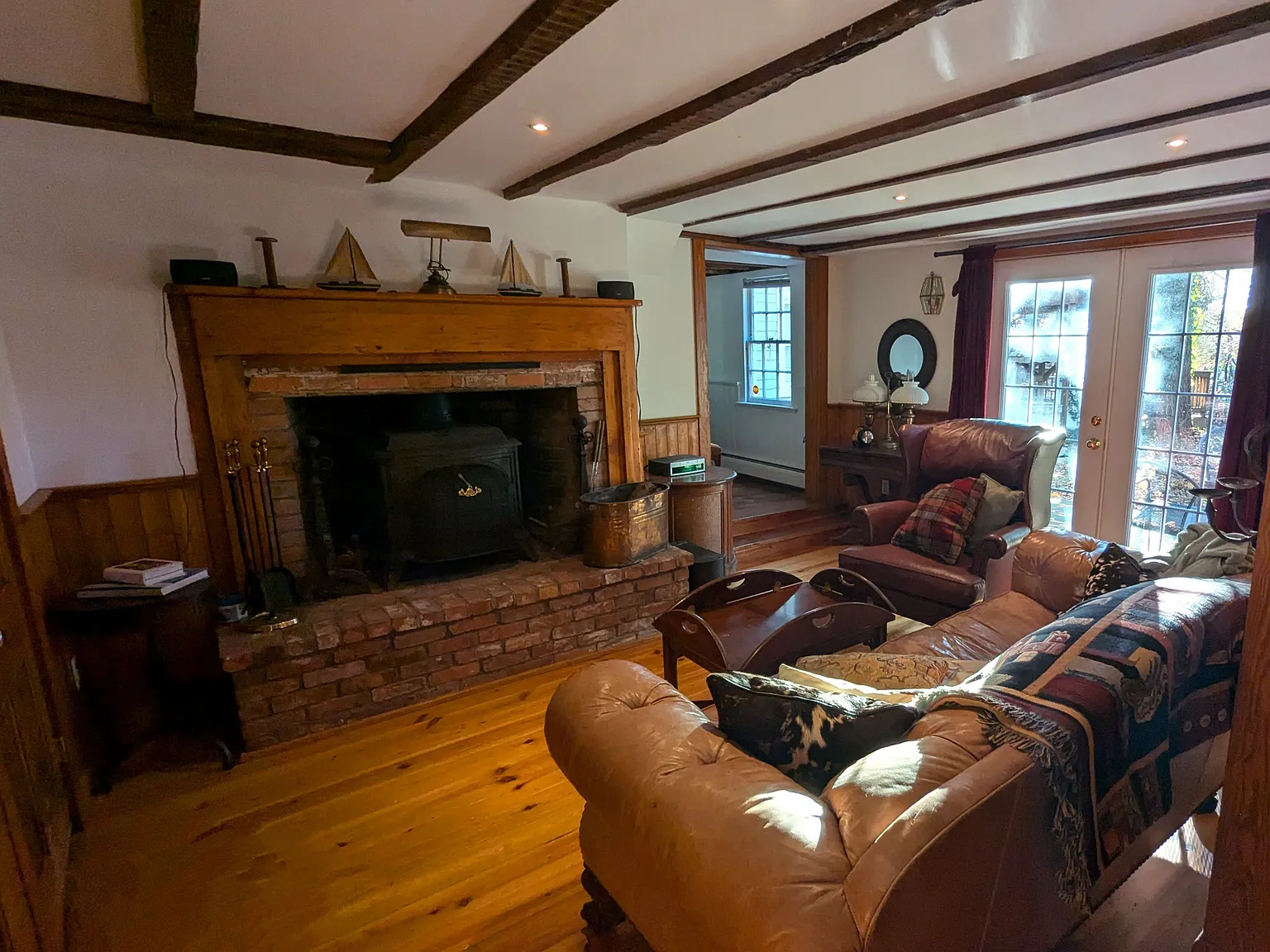 49 Hollow Tree Ridge Rd — Photo 2
