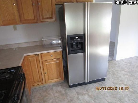 4th image of 16570 Joann Dr