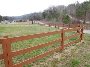 148 Buffalo Bottom Rd, Linden, TN 37096