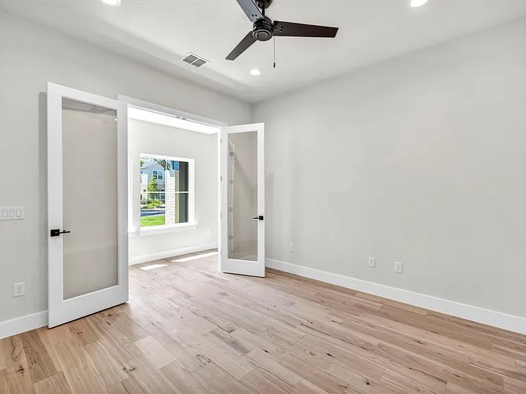 8209 Polar Dr — Photo 35