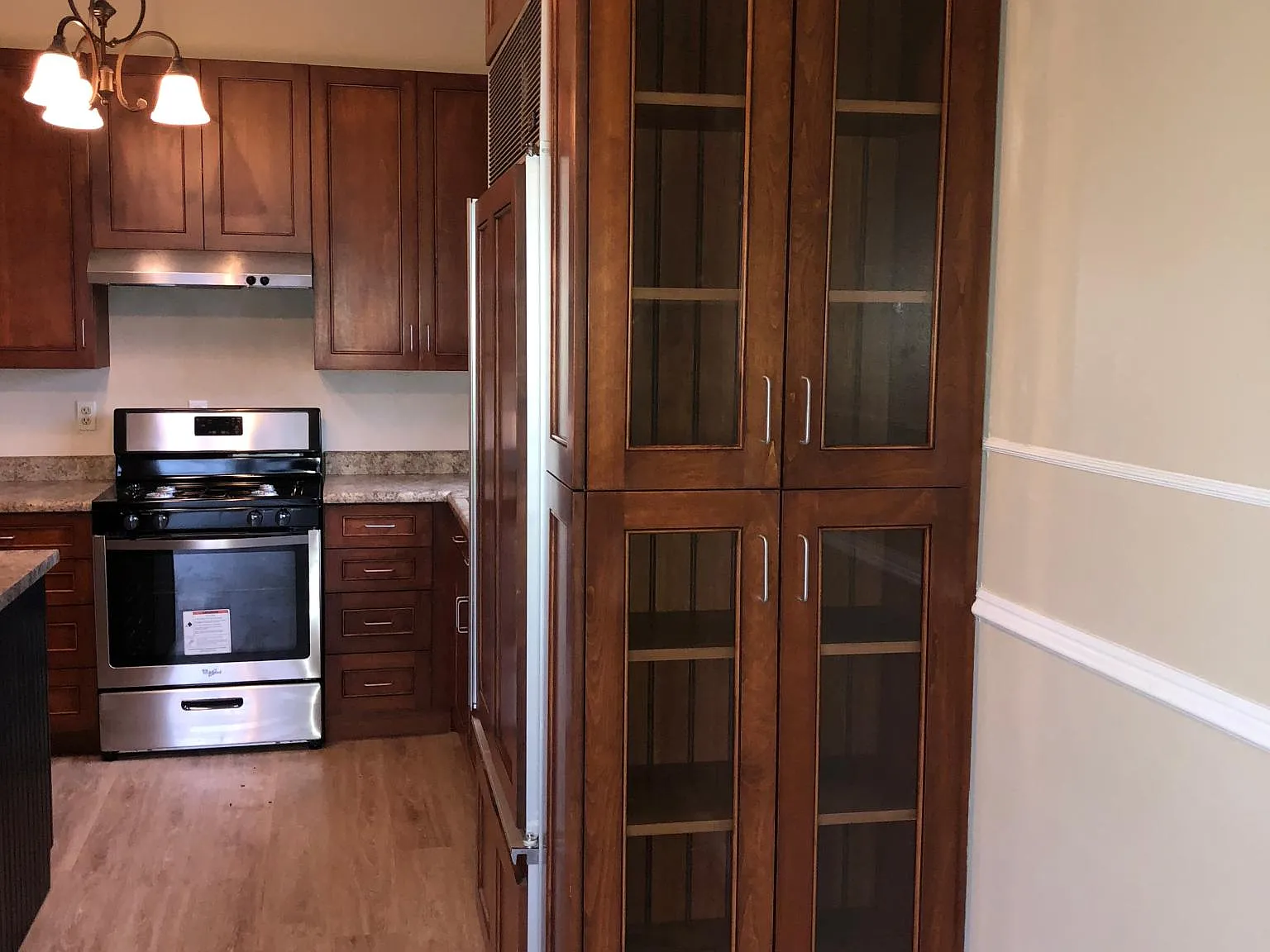 3 bed, 1945 sqft, $2,650 — Photo 3