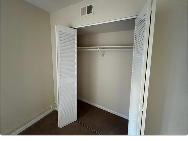 500 Umstead Dr #304F — Photo 19