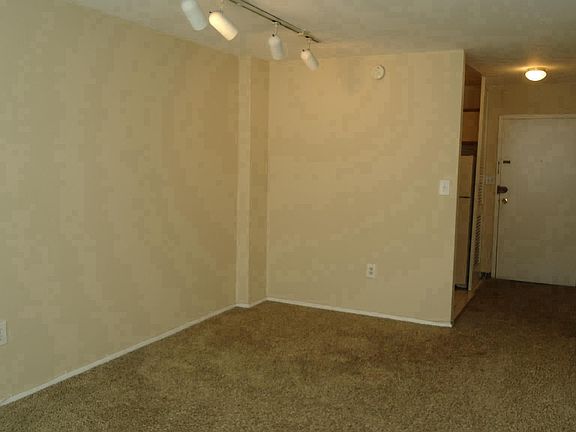 Dining Area off Foyer and Kitchen
