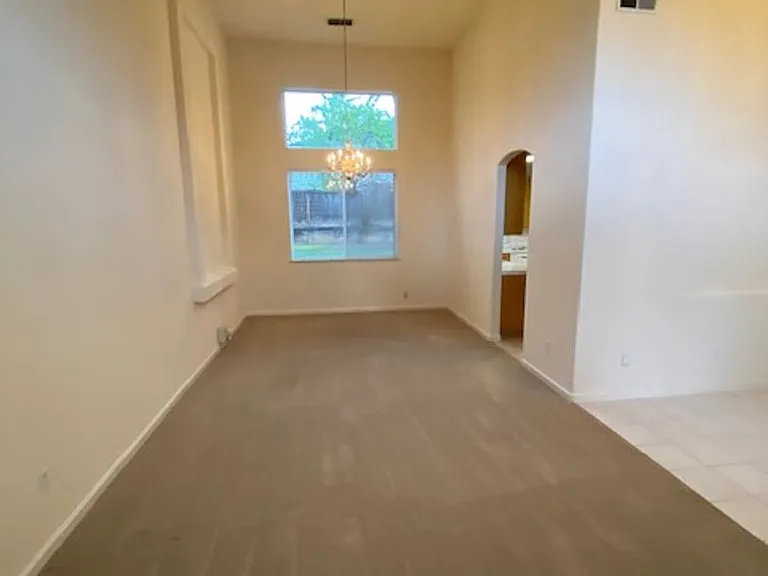1257 Mercedes Dr — Photo 10
