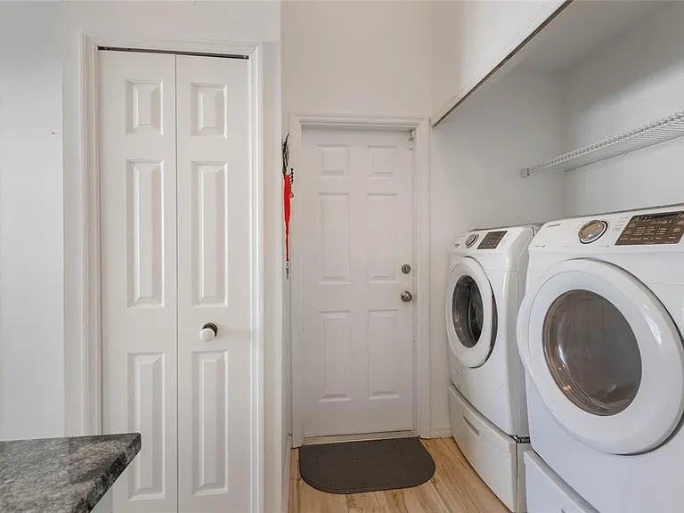 615 Juniper Way — Photo 13
