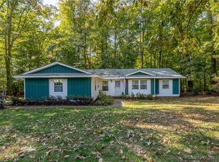 205 Colonial Dr, Surry, VA 23883