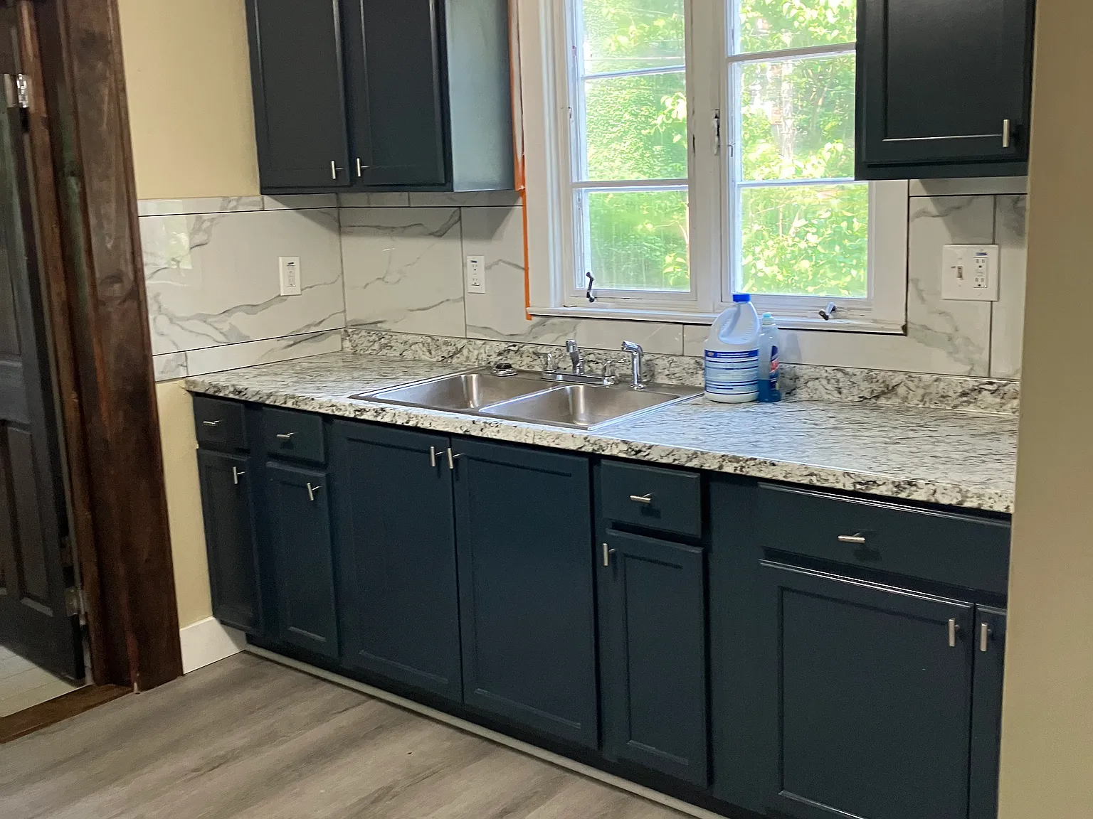 3 bed, 1.5 bath, 1600 sqft, $1,800 — Photo 1