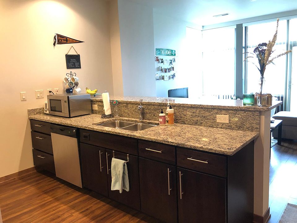 2nd image of 2550 University Ave #215