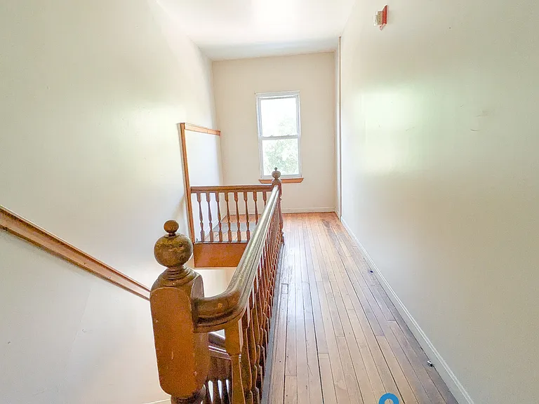212 Lyman St #3L — Photo 17