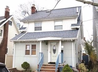 3515 215th Pl, Bayside, NY 11361