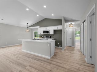 901 Horine Rd, Festus, MO 63028