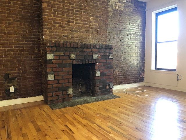 1st image of 131 W 81st St #10R