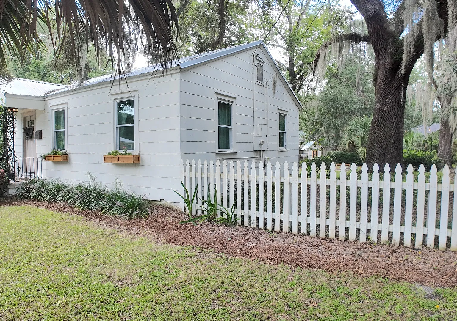2150 Texas Ave — Photo 3