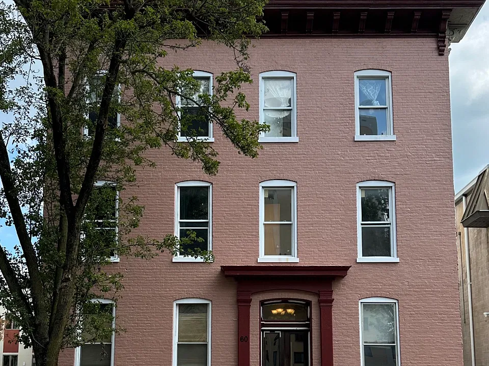 60 E Washington St #1