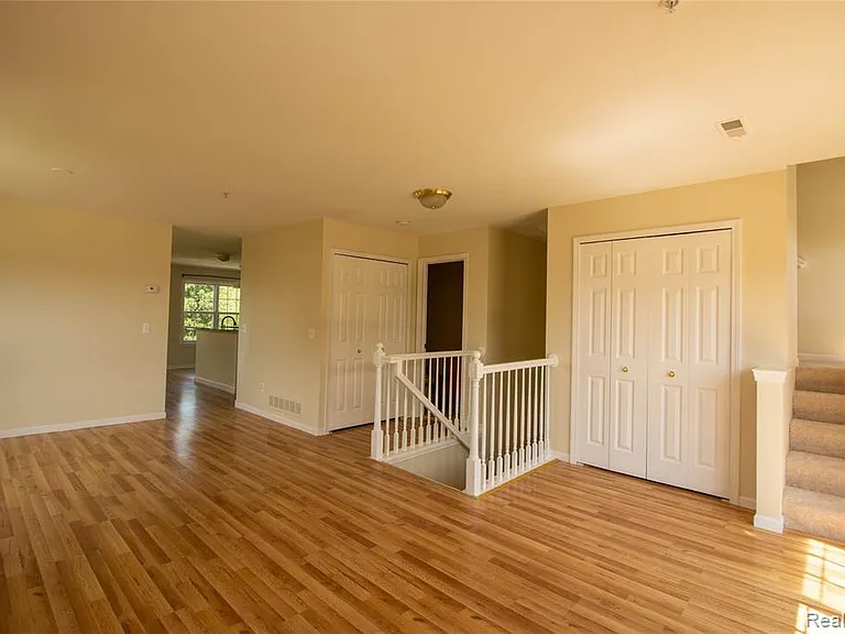 2859 Barclay Way — Photo 9
