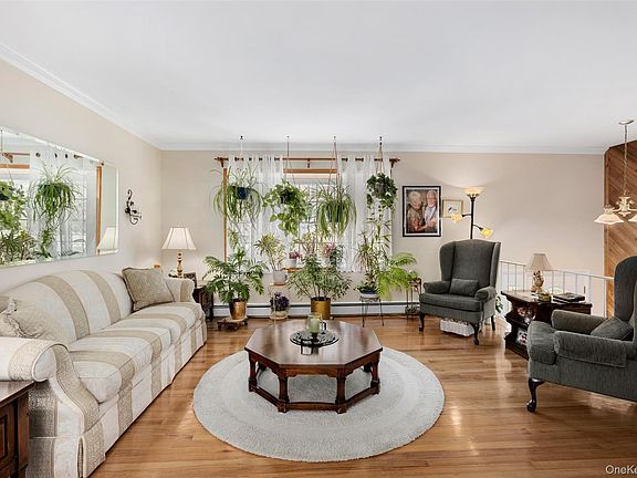 3rd image of 37 Tanager Road