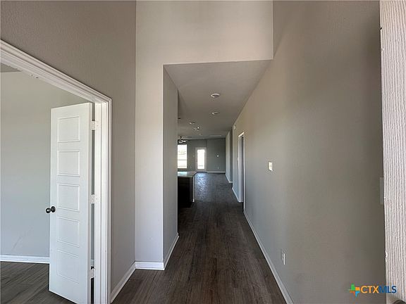 3rd image of 1845 Horatio St