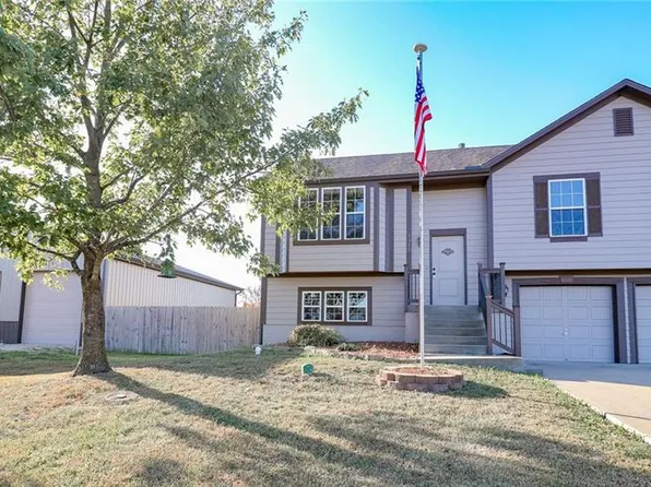 1312 SW 295th Rd, Holden, MO 64040
