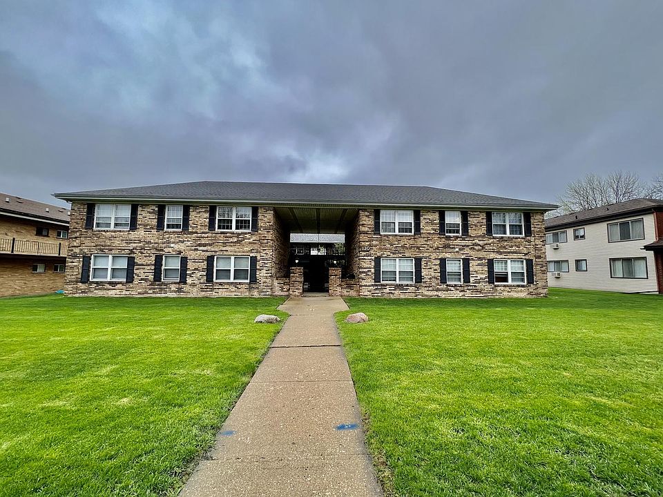 1st image of 130 Douglas Ave APT 2
