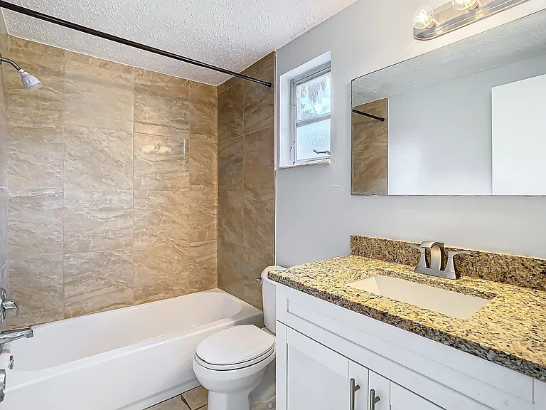 1525 Swordbill Dr — Photo 14