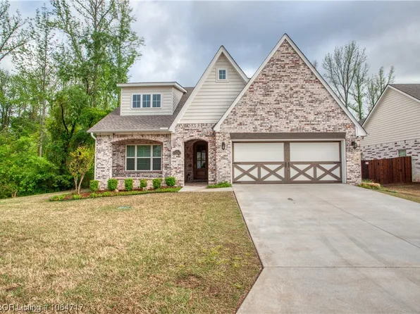 8200 Donnington Ct, Fort Smith, AR 72916