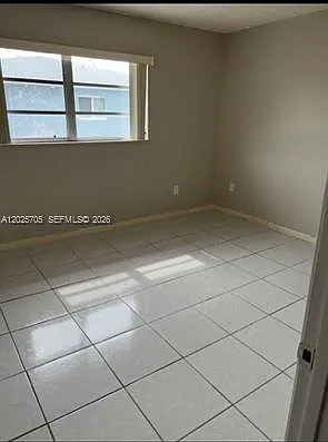 4424 W 12th Ln #7 — Photo 6