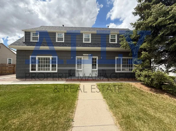 Two By Four - 1718 Ave I, 1718 Avenue I APT 4, Scottsbluff, NE 69361