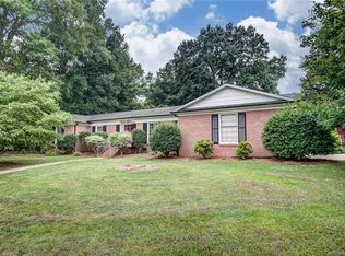 1405 Laurel Ln, Gastonia, NC 28054