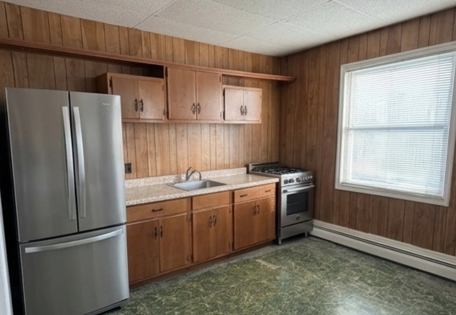 1 bed, 900 sqft, $1,550 — Photo 3