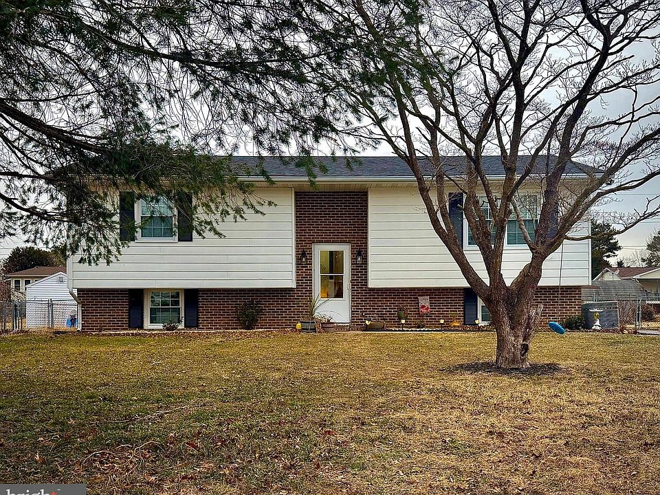 1st image of 639 Hammond Dr