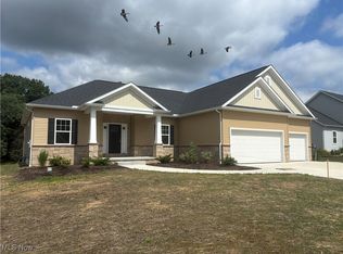 430 Cherry Rdg, Tallmadge, OH 44278