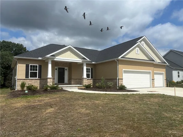 430 Cherry Rdg, Tallmadge, OH 44278