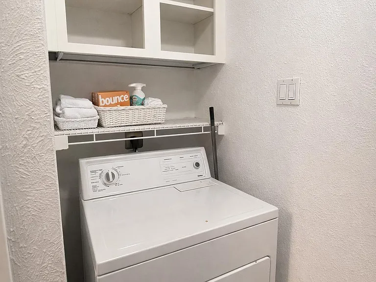 Baylor Dr — Photo 10